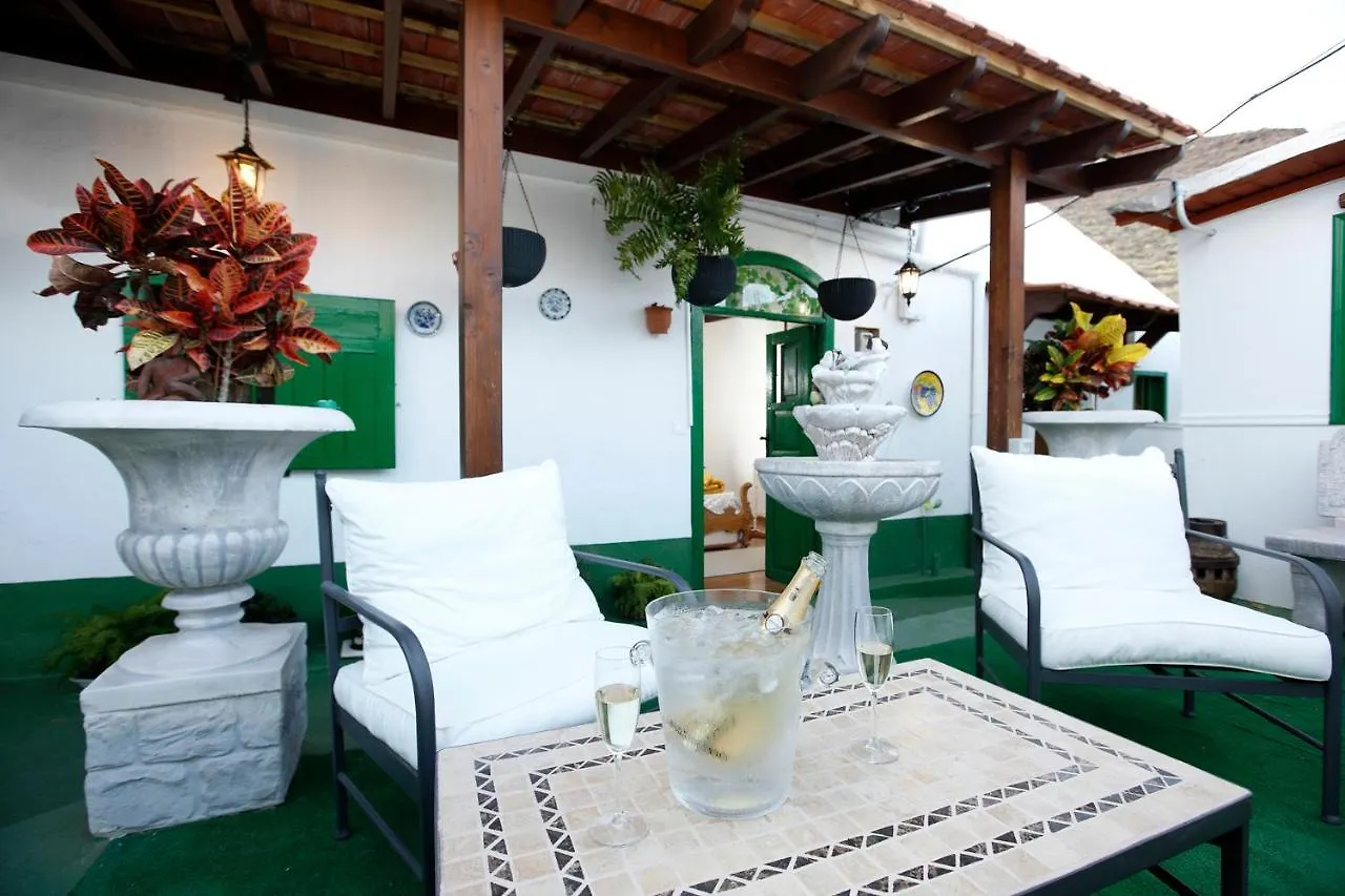 Candelaria'S Mountain House 0*, Candelaria